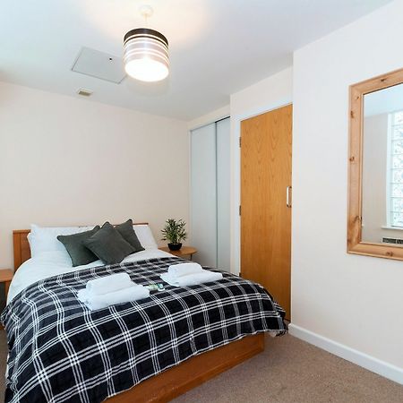 Greek Street Suites Leeds  Exterior photo